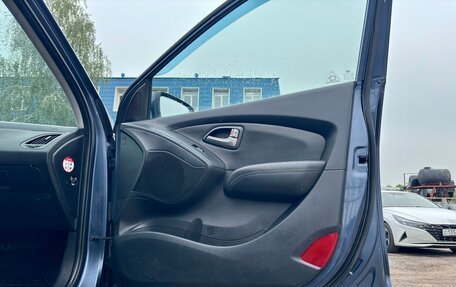 Hyundai ix35 I рестайлинг, 2010 год, 930 000 рублей, 13 фотография