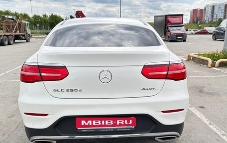 Mercedes-Benz GLC Coupe, 2016 год, 3 250 000 рублей, 4 фотография