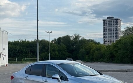 Peugeot 408 I рестайлинг, 2012 год, 635 000 рублей, 3 фотография