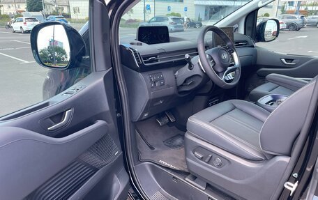 Hyundai Staria, 2024 год, 7 900 000 рублей, 9 фотография