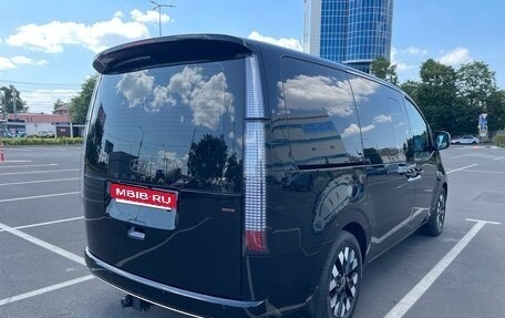 Hyundai Staria, 2024 год, 7 900 000 рублей, 8 фотография