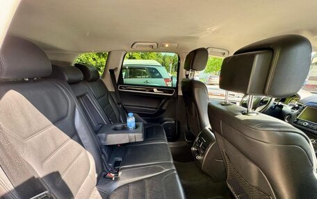 Volkswagen Touareg III, 2012 год, 1 700 000 рублей, 2 фотография
