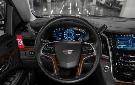 Cadillac Escalade IV, 2019 год, 4 750 000 рублей, 10 фотография