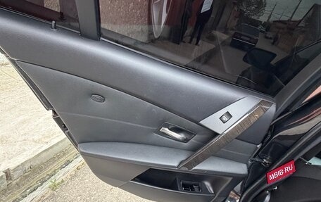 BMW 5 серия, 2004 год, 1 350 000 рублей, 10 фотография