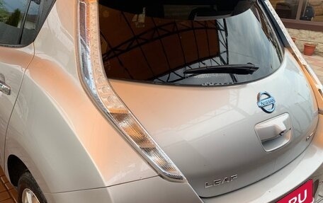 Nissan Leaf I, 2014 год, 700 000 рублей, 4 фотография