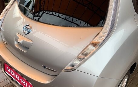 Nissan Leaf I, 2014 год, 700 000 рублей, 5 фотография