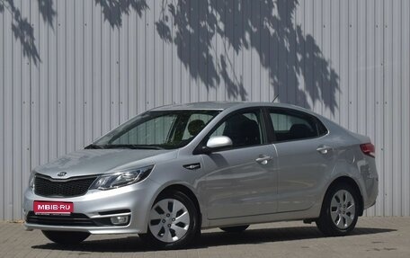 KIA Rio III рестайлинг, 2016 год, 1 049 000 рублей, 1 фотография
