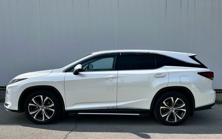 Lexus RX IV рестайлинг, 2020 год, 3 800 000 рублей, 5 фотография