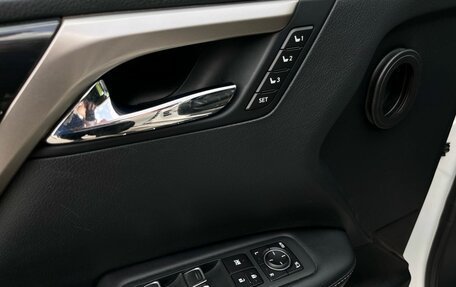 Lexus RX IV рестайлинг, 2020 год, 3 800 000 рублей, 19 фотография