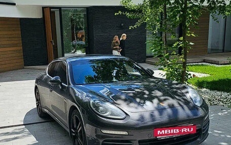 Porsche Panamera II рестайлинг, 2013 год, 2 100 000 рублей, 12 фотография