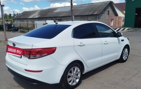 KIA Rio III рестайлинг, 2015 год, 1 200 000 рублей, 12 фотография