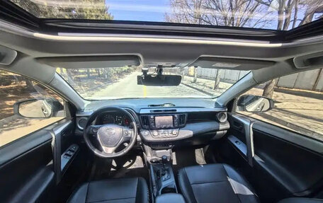 Toyota RAV4, 2019 год, 2 035 000 рублей, 7 фотография