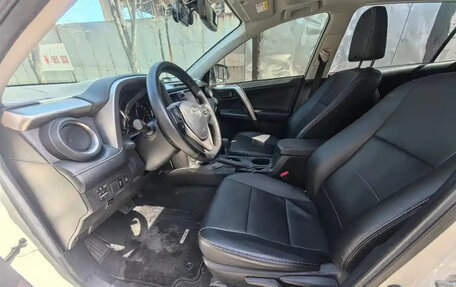 Toyota RAV4, 2019 год, 2 035 000 рублей, 4 фотография