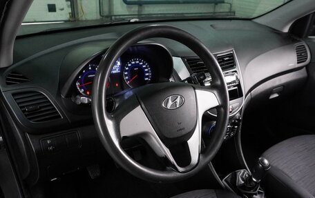 Hyundai Solaris II рестайлинг, 2015 год, 779 000 рублей, 6 фотография