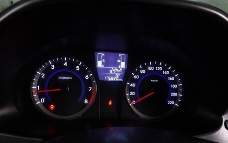 Hyundai Solaris II рестайлинг, 2015 год, 779 000 рублей, 13 фотография