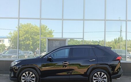 Toyota RAV4, 2020 год, 3 699 000 рублей, 8 фотография