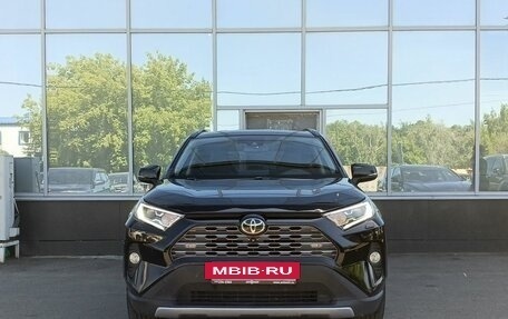 Toyota RAV4, 2020 год, 3 699 000 рублей, 2 фотография