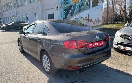 Volkswagen Jetta VI, 2012 год, 600 000 рублей, 4 фотография