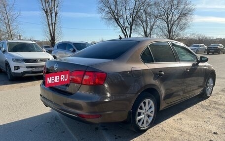 Volkswagen Jetta VI, 2012 год, 600 000 рублей, 3 фотография