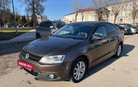 Volkswagen Jetta VI, 2012 год, 600 000 рублей, 2 фотография