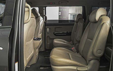 KIA Carnival III, 2017 год, 2 740 000 рублей, 9 фотография