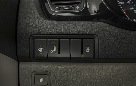 KIA Carnival III, 2017 год, 2 740 000 рублей, 23 фотография