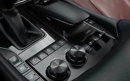 Lexus LX III, 2020 год, 11 729 000 рублей, 24 фотография