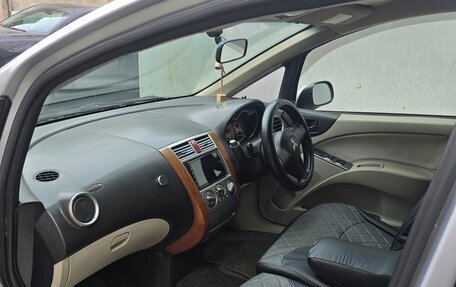Mitsubishi Colt VI рестайлинг, 2003 год, 400 000 рублей, 13 фотография