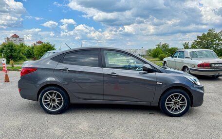 Hyundai Solaris II рестайлинг, 2011 год, 659 000 рублей, 7 фотография