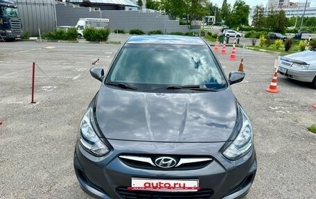 Hyundai Solaris II рестайлинг, 2011 год, 659 000 рублей, 9 фотография