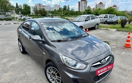 Hyundai Solaris II рестайлинг, 2011 год, 659 000 рублей, 8 фотография