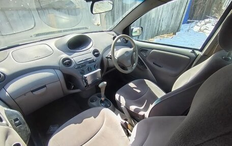 Toyota Platz, 2000 год, 160 000 рублей, 4 фотография