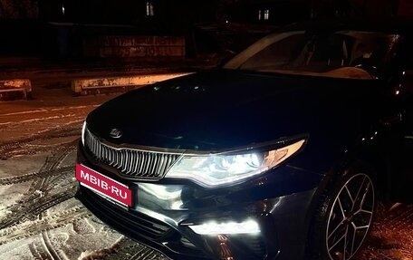 KIA K5 II, 2018 год, 1 850 000 рублей, 6 фотография