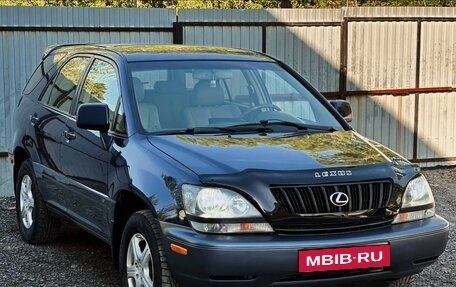 Lexus RX IV рестайлинг, 2002 год, 910 000 рублей, 1 фотография