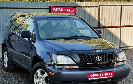 Lexus RX IV рестайлинг, 2002 год, 910 000 рублей, 2 фотография