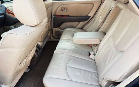 Lexus RX IV рестайлинг, 2002 год, 910 000 рублей, 6 фотография