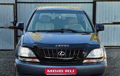 Lexus RX IV рестайлинг, 2002 год, 910 000 рублей, 3 фотография