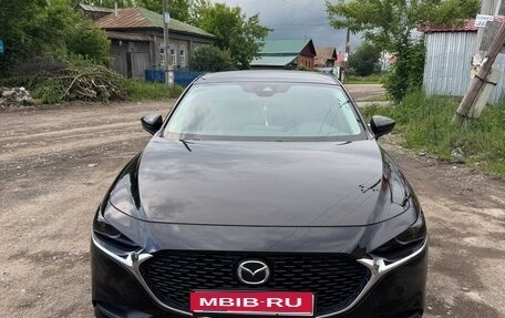Mazda 3, 2020 год, 2 200 000 рублей, 1 фотография
