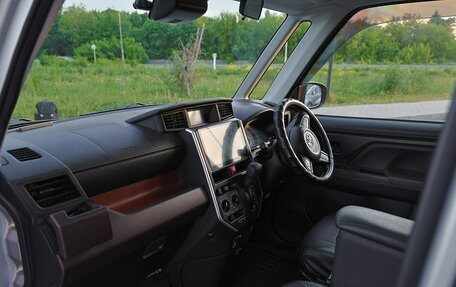 Toyota Roomy I, 2019 год, 1 450 000 рублей, 8 фотография