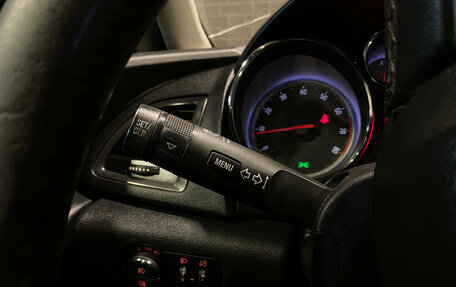 Opel Astra J, 2012 год, 700 000 рублей, 18 фотография