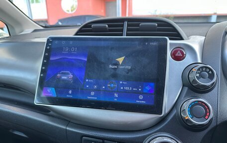 Honda Fit III, 2013 год, 730 000 рублей, 7 фотография