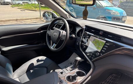 Toyota Camry, 2019 год, 3 499 000 рублей, 8 фотография