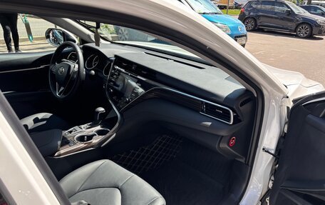 Toyota Camry, 2019 год, 3 499 000 рублей, 12 фотография