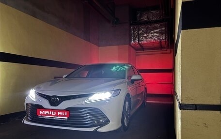 Toyota Camry, 2019 год, 3 499 000 рублей, 15 фотография