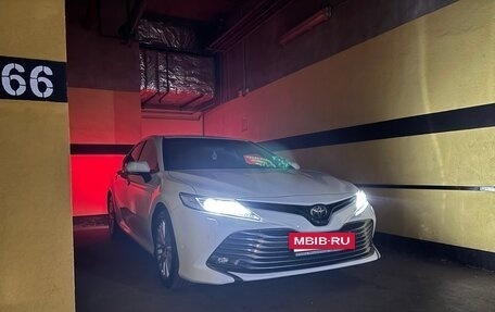 Toyota Camry, 2019 год, 3 499 000 рублей, 13 фотография