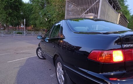 Toyota Camry, 2001 год, 900 000 рублей, 11 фотография