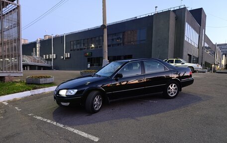 Toyota Camry, 2001 год, 900 000 рублей, 13 фотография