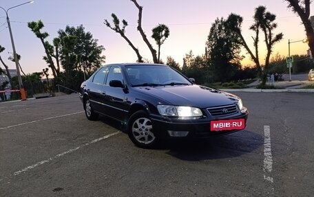 Toyota Camry, 2001 год, 900 000 рублей, 15 фотография