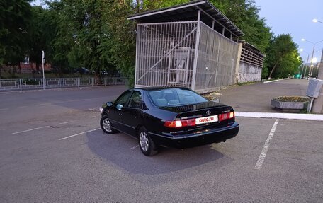 Toyota Camry, 2001 год, 900 000 рублей, 21 фотография