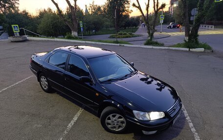 Toyota Camry, 2001 год, 900 000 рублей, 19 фотография